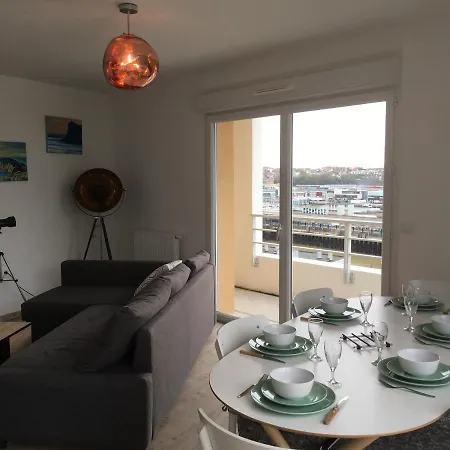 La Terrasse De La Falaise Sur La Côte D Opale *