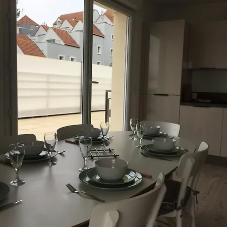 La Terrasse De La Falaise Sur La Côte D Opale * Boulogne-sur-Mer